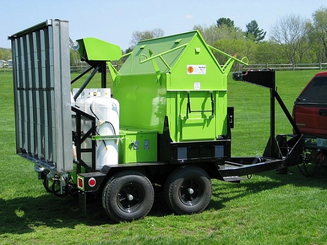 Автономная комплекс для инфракрасного ямочного ремонта дорог на базе прицепа  Mini-Combo